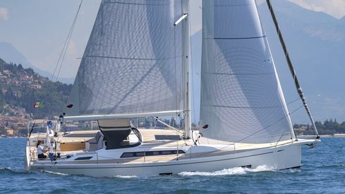 Круизный парусник - GS 42 Long Cruise - Grand Soleil Yachts - 2 каюты / 3 каюты / 6 спальных мест