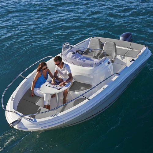Открытый катер c подвесным мотором - CAP CAMARAT 5.5 CC - Jeanneau - Motorboats - с центральной консолью / для водных лыж / круизный