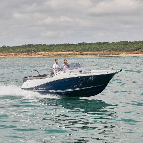 Прогулочный катер c подвесным мотором - CAP CAMARAT 6.5 WA - Jeanneau - Motorboats - с центральной консолью / открытый / для водных лыж