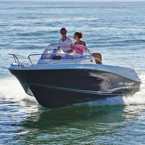 Прогулочный катер c подвесным мотором - CAP CAMARAT 5.5 WA - Jeanneau - Motorboats - с центральной консолью / открытый / макс. 6 человек