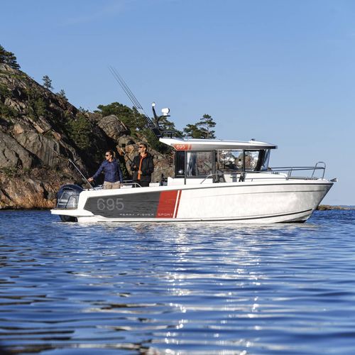 Рыболовно-прогулочный катер c подвесным мотором - MERRY FISHER 695 SPORT - Jeanneau - Motorboats - с рулевой рубкой / универсальный / макс. 8 человек