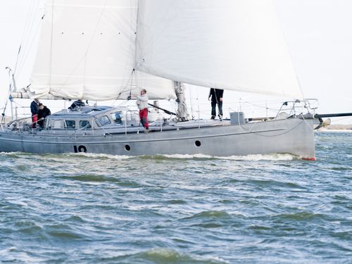 Круизно-гоночная парусная яхта - BESTEVAER 53ST BESTEVAER II - KM Yachtbuilders - 2 каюты / с открытым кокпитом / из алюминия