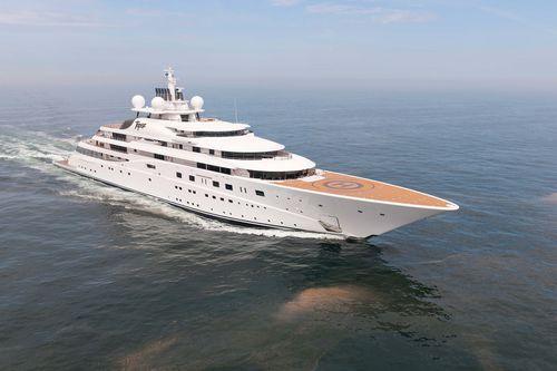 Круизная мега-яхта - A+    - Lurssen Yachts - с приподнятой рулевой рубкой / с вертодромом