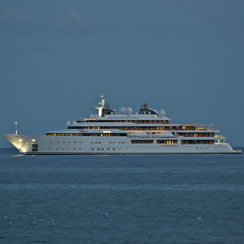 Круизная мега-яхта - KATARA - Lurssen Yachts - с флайбриджем / с вертодромом