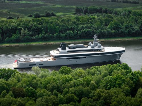 Круизная мега-яхта - Nausica&auml; - Lurssen Yachts - для экспедиций / экспедиция / с приподнятой рулевой рубкой