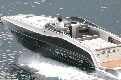Быстроходный катер с внутренним мотором - 1201 - Performance Marine - двухмоторный / открытый / с двойной консолью