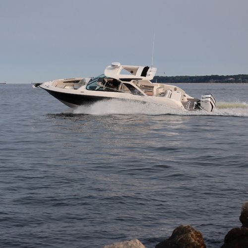 Небольшой катер c подвесным мотором - SLX 350 OB - Sea Ray - двухмоторный / с двойной консолью / боурайдер