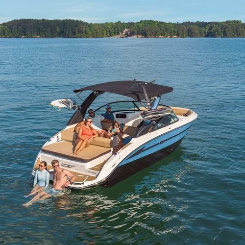 Палубная лодка с внутренним мотором - SDX 250 SURF - Sea Ray - открытая / с двойной консолью / боурайдер