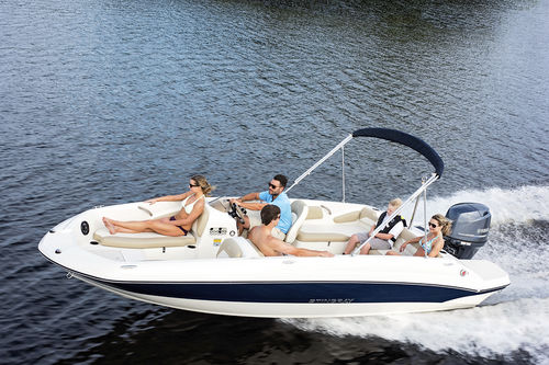 Палубная лодка c подвесным мотором - 182SC - Stingray Boats - для водных лыж / для спортивной рыбалки / макс. 9 человек