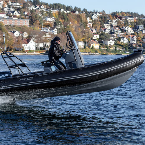Надувная лодка c подвесным мотором - PRO 5.5 - ZODIAC - RIB / с центральной консолью / открытая
