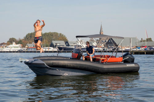 Надувная лодка c подвесным мотором - N-ZO 680 - ZODIAC - полужесткая / открытая / с боковой консолью