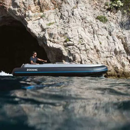 Надувная лодка с внутренним мотором - EJET 450 - ZODIAC - электрическая / полужесткая / открытая