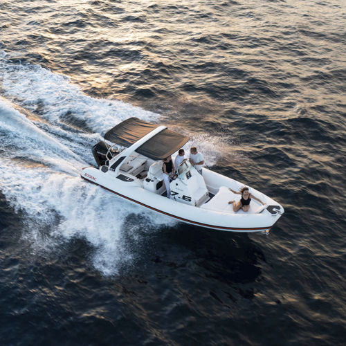 Надувная лодка c подвесным мотором - Medline 7.5 GT - ZODIAC - полужесткая / открытая / с центральной консолью