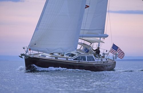 Крупная круизная парусная яхта - 52 RS - Morris Yachts - 3 каюты / с центральным кокпитом / из стекловолокна