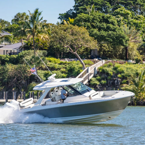 Быстроходный катер c подвесным мотором - 34LS - Tiara Yachts - двухмоторный / хардтоп / боурайдер
