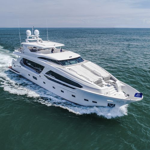Круизная супер-яхта - CC115 - Horizon - с флайбриджем / корпус водоизмещающего типа / на заказ