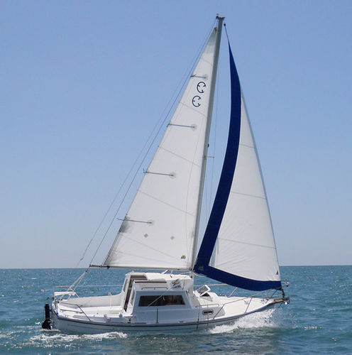 Парусник для навигации в прибрежных водах - CP 23 PILOTHOUSE  - Com-Pac Yachts - передвижной