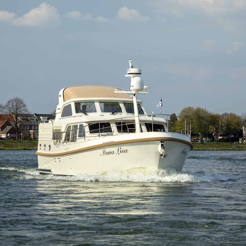 Быстроходный катер с внутренним мотором - 450 AC Variotop - Linssen Yachts B.V. - дизельный / двухмоторный / с закрытым флайбриджем