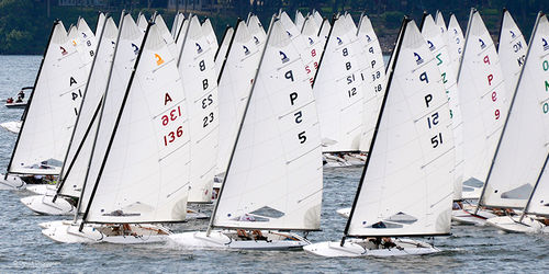Парусник спортивная килевая яхта - C SCOW. - Melges - однотипный / кэт / передвижной