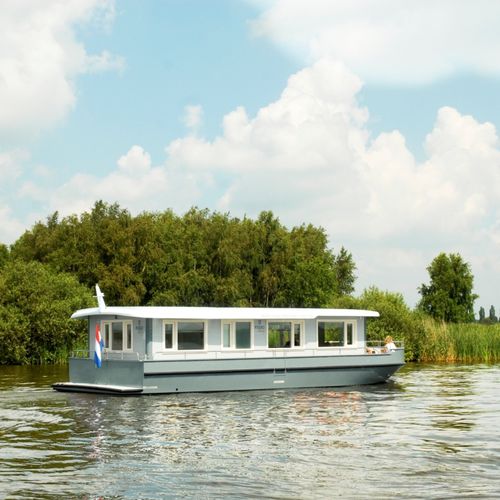 Барка с внутренним мотором - Liberty - Pedro-Boat - речная / из стали / 2 каюты