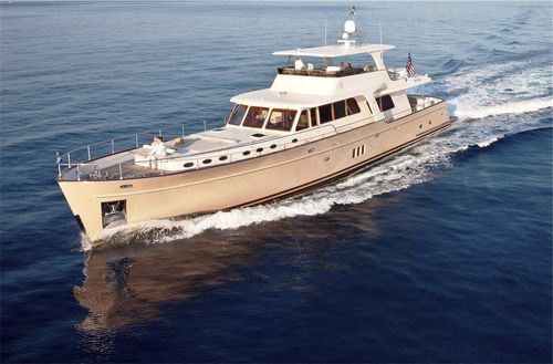 Круизная моторная яхта - 97 - Vicem Yachts - с флайбриджем / 4 каюты / эпоксидная
