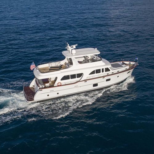 Круизная моторная яхта - 67 - Vicem Yachts - с флайбриджем / 3 каюты / эпоксидная