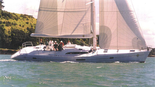 Круизная парусная яхта - INTRIQUE - Warwick Yacht Design - 3 каюты / пассажирская палуба / с центральным кокпитом