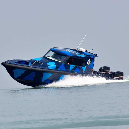 Профессиональный катер катер береговой охраны - Predator 40 (Cab) - LeisureCat - c подвесным мотором