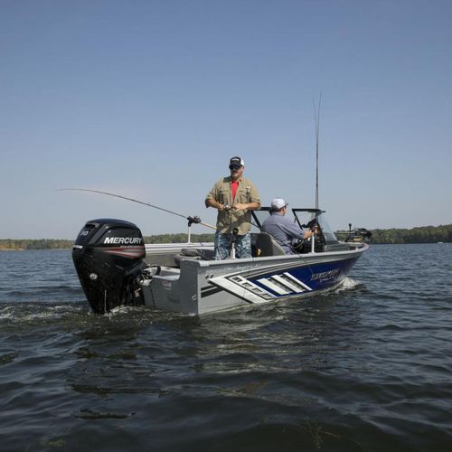 Судно для плавания в закрытых водах c подвесным мотором - Pro Angler XL 161 XL  - Smoker Craft - с боковой консолью / для спортивной рыбалки / из алюминия