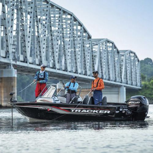 Судно для плавания в закрытых водах c подвесным мотором - Targa™ V-18 WT - Tracker - с двойной консолью / для спортивной рыбалки / из алюминия