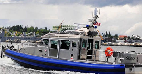 Профессиональный катер катер береговой охраны - SAFE 44 - Safe Boats - с внутренним мотором / из алюминия / надувная лодка с полужестким корпусом