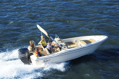 Небольшой катер c подвесным мотором - 175 Dorado - Scout Boats - с двойной консолью / боурайдер / для спортивной рыбалки