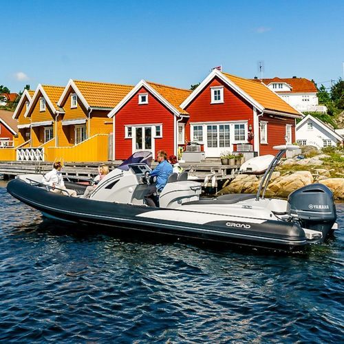 Надувная лодка c подвесным мотором - G850 - GRAND Inflatable Boats - полужесткая / открытая / с центральной консолью