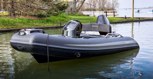 Надувная лодка c подвесным мотором - G380 - GRAND Inflatable Boats - полужесткая / открытая / с боковой консолью