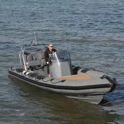 Профессиональный катер пассажирское судно - RIBCRAFT 7.8 - RIBCRAFT - c подвесным мотором / надувная лодка с полужестким корпусом