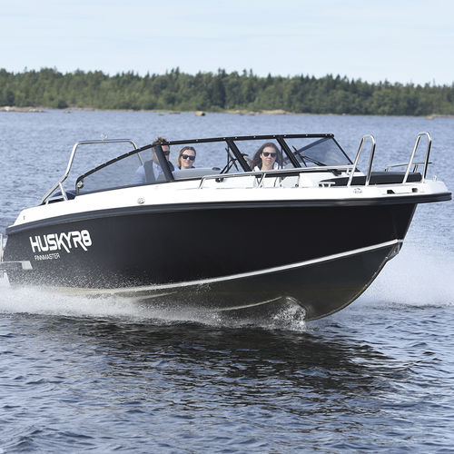 Небольшой катер c подвесным мотором - HUSKY R8 - Finnmaster Boats Oy - с двойной консолью / боурайдер / открытый