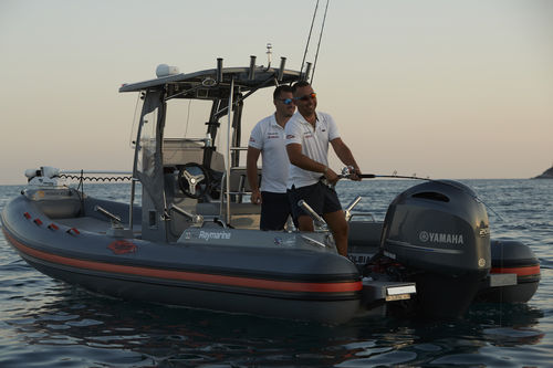 Надувная лодка c подвесным мотором - BARRACUDA 650 - Joker Boat - полужесткая / открытая / с центральной консолью