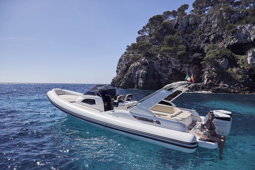 Надувная лодка c подвесным мотором - CLUBMAN 35 - Joker Boat - двухмоторная / полужесткая / открытая