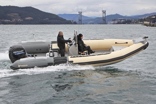 Профессиональный катер катер береговой охраны - HD-670 - Narwhal - катер для дайвинга / научно-исследовательское судно / c подвесным мотором
