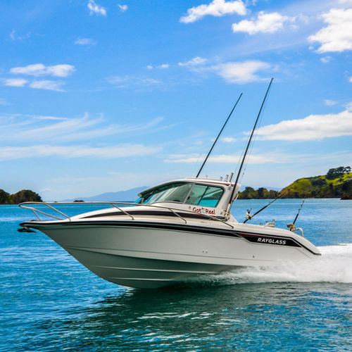 Прогулочный катер с каютой c подвесным мотором - LEGEND 2500 - Rayglass Boats - хардтоп / для спортивной рыбалки