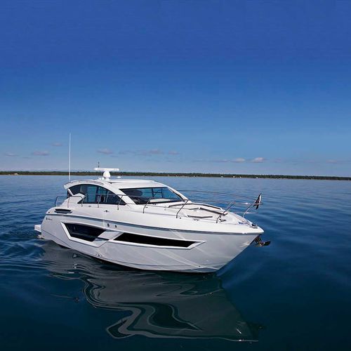 Быстроходный катер с внутренним мотором - 46 CANTIUS - Cruisers - дизельный / хардтоп / круизный