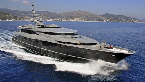 Круизная мега-яхта - M/Y SEA FORCE ONE - Admiral yachts - с рулевой рубкой / 5 кают / из стали