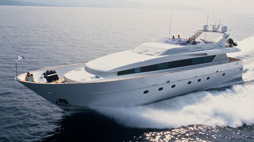 Круизная супер-яхта - M/Y GITANA - Admiral yachts - традиционная / с флайбриджем / корпус водоизмещающего типа