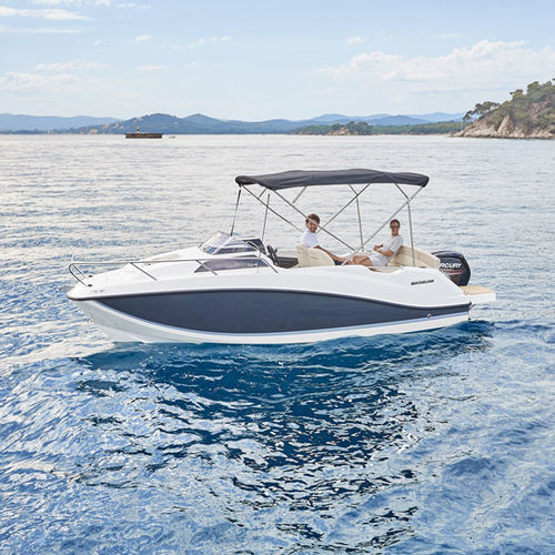 Моторная лодка с каютой c подвесным мотором - Activ 555 Cabin - Quicksilver Boats - открытая / макс. 6 человек / макс. 5 человек