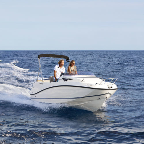 Моторная лодка с каютой c подвесным мотором - Activ 505 Cabin - Quicksilver Boats - открытая / макс. 5 человек / с кабиной