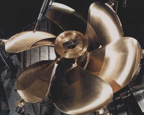 Гребной винт для яхты - Bruntons Propellers - с фиксированным шагом / валопровод / 6 лопастей