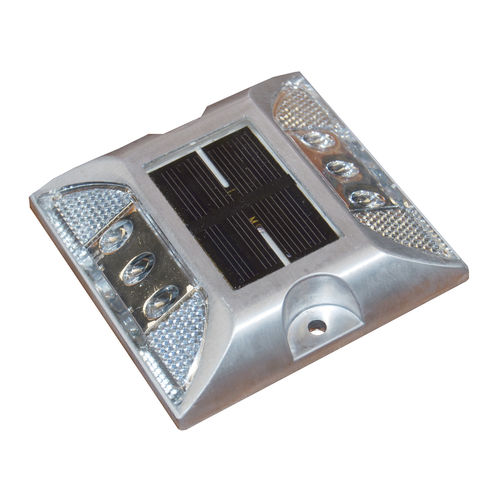 Освещение для понтона LED - 46310 - Taylor Made Products - на солнечной батарее