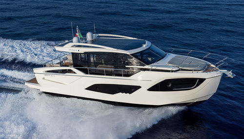 Быстроходный катер с внутренним мотором - 48 COUPÉ - Absolute Yachts - двухмоторный / хардтоп / спортивный