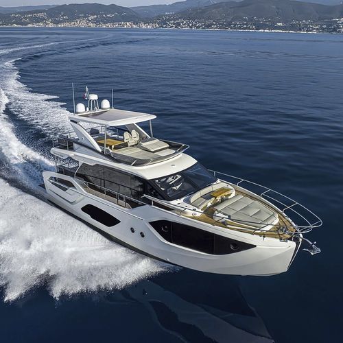 Круизная моторная яхта - 52 FLY - Absolute Yachts - с флайбриджем / POD IPS / 2 каюты