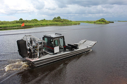 Гидроглиссер для частного использования - 2015 - (22' X 9') - Diamond Back Airboats